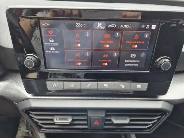 SEAT Leon Sportstourer 1.0 TSI Reference 2021 Benzine 8
