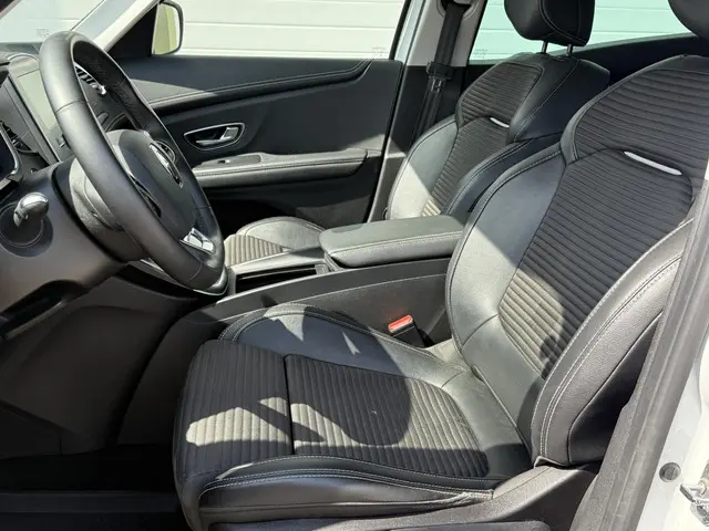 Renault Scénic 1.3 TCe Intens 2019 Benzine 6