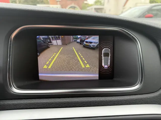 Volvo V40 2.0 T2 Momentum 2018 Benzine 25