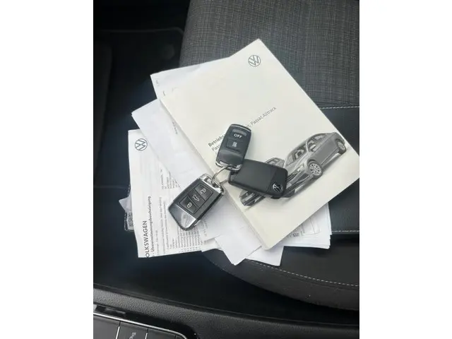 Volkswagen Passat Variant 2.0 TDI Business 2020 Diesel 13