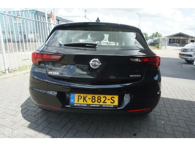 Opel Astra 1.0 Online Edition 2017 Benzine 15