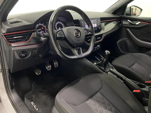 Škoda Scala 1.0 TSI Sport Business 2020 Benzine 16