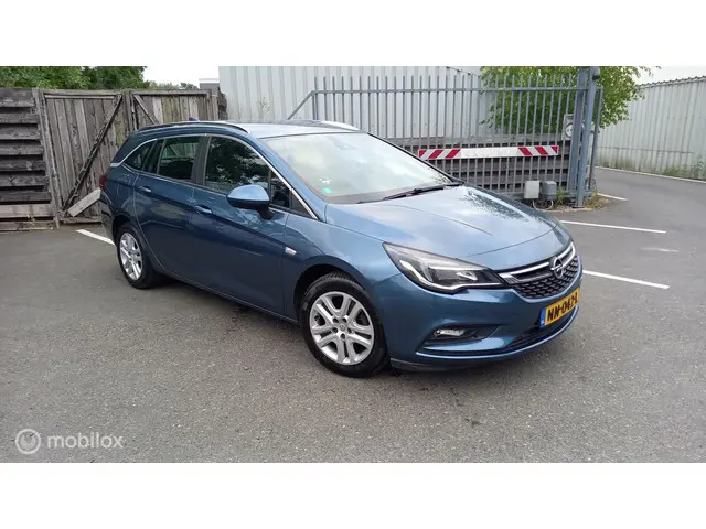 Opel Astra Sports Tourer 1.0 Innovation 2017 Benzine 2