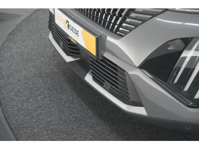 Peugeot 2008 PureTech 100 Allure 2024 Benzine 18