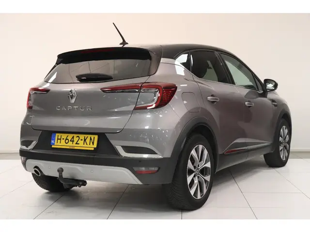 Renault Captur 1.0 TCe 100 Intens 2020 Benzine 2