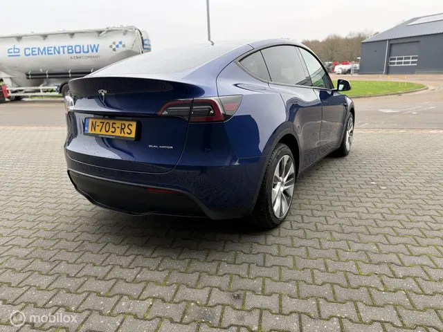 Tesla Model Y Long Range AWD 75 kWh 2021 Elektrisch 7