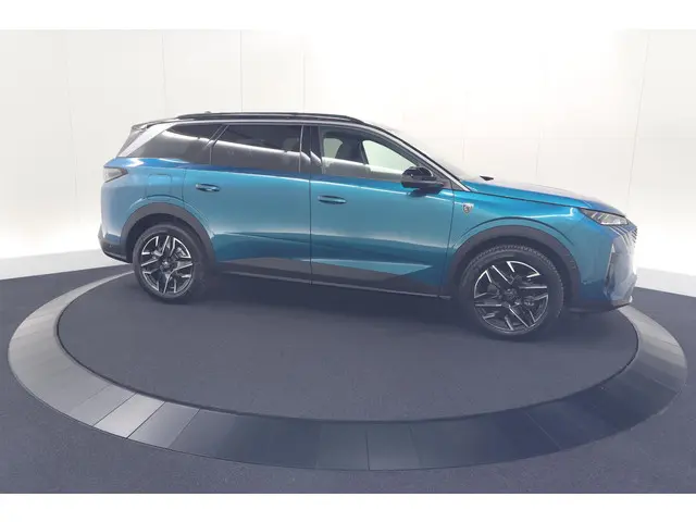 Peugeot 5008 1.2 Hybrid 136 GT 2024 Hybride Benzine 7