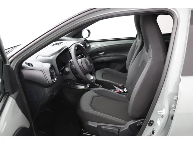 Toyota Aygo X Hybrid 115 envy 2026 Hybride Benzine 17