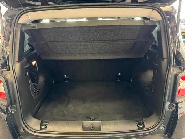 Jeep Renegade 1.4 MultiAir Longitude 2018 Benzine 12