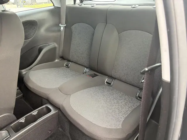 Opel ADAM 1.2 2014 Benzine 11