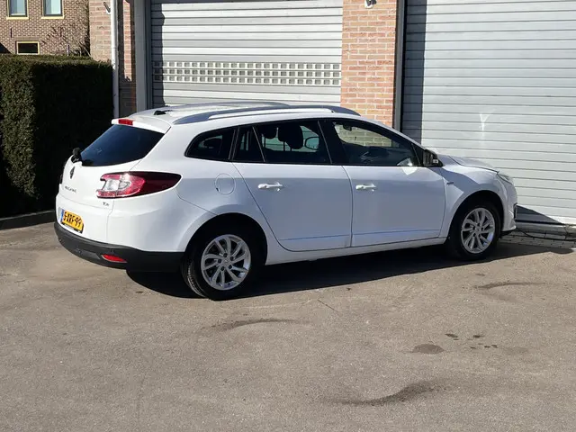 Renault Mégane Estate 1.2 TCe Limited 2014 Benzine 6