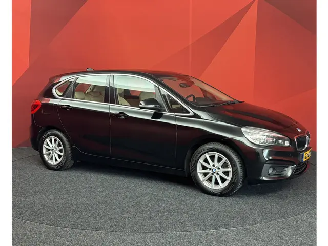 BMW 2 Serie Gran Tourer 218i Sport 2016 Benzine 16