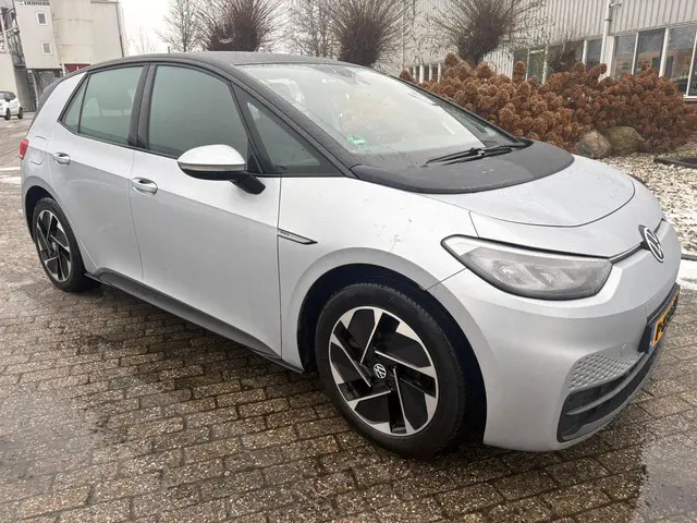 Volkswagen ID.3 Life 58 kWh 2021 Elektrisch 13