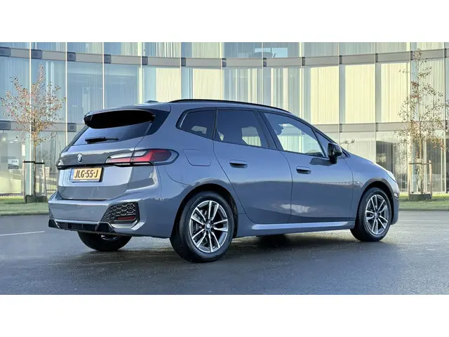 BMW 2 Serie Active Tourer 220i 2022 Benzine 3
