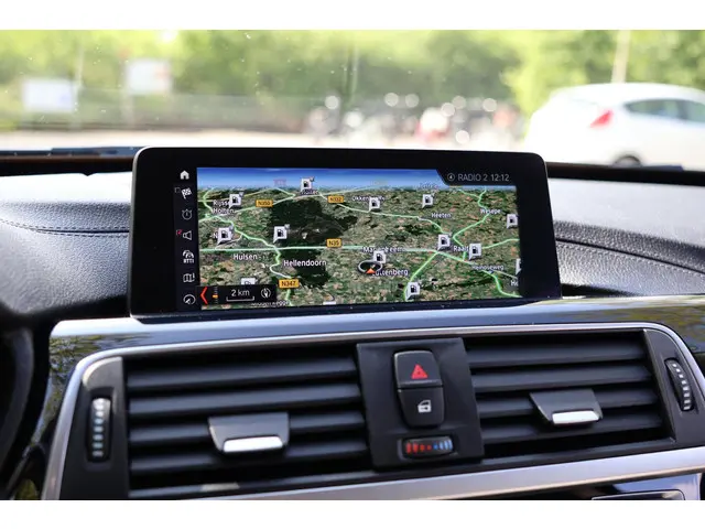 BMW 3 Serie GT 320i High Executive 2020 Benzine 28