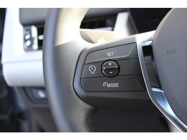 BMW iX2 eDrive20 2025 Elektrisch 12