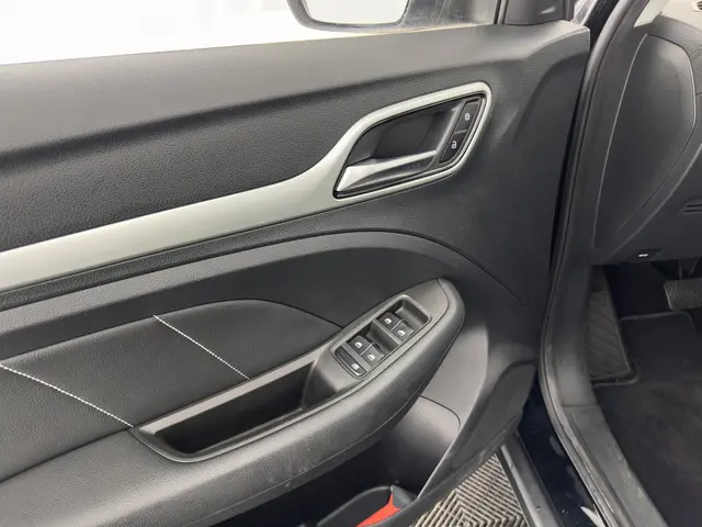 MG ZS EV Luxury 45 kWh {SOH-90 %} 2020 Elektrisch 24