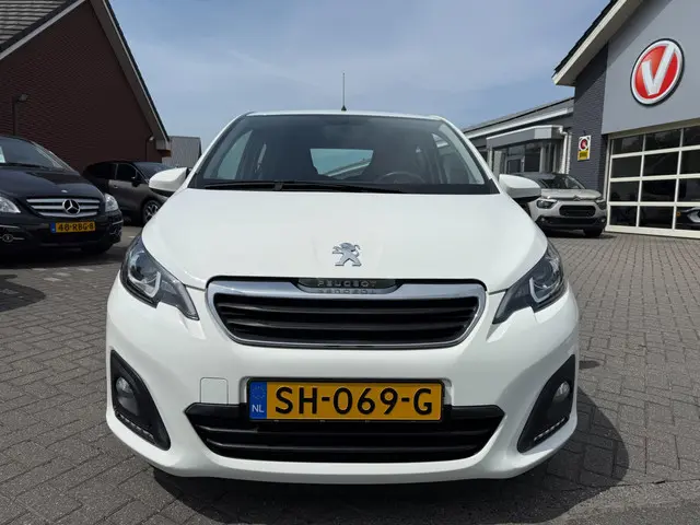 Peugeot 108 1.0 e-VTi Active 2018 Benzine 3