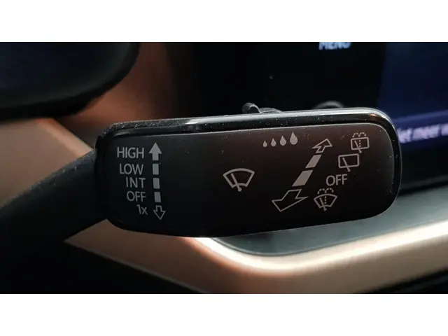 Škoda Kamiq 1.0 TSI DSG Style 2021 Benzine 22