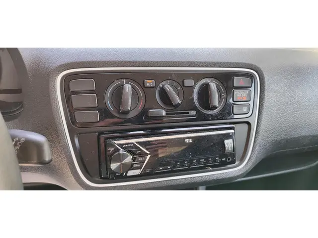 Volkswagen up! 1.0 take up! bj 2012 airco 2012 Benzine 9