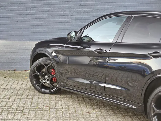 Alfa Romeo Stelvio 2.0 T GME AWD Veloce 2022 Benzine 5