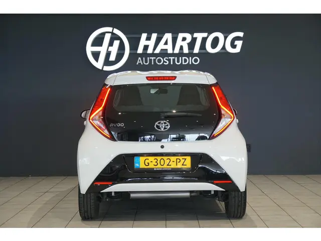 Toyota Aygo 1.0 VVT-i x-play limited 2019 Benzine 9