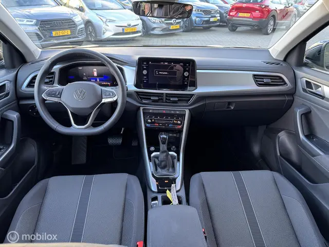 Volkswagen T-Roc 1.5 TSI Life Edition 2025 Benzine 8