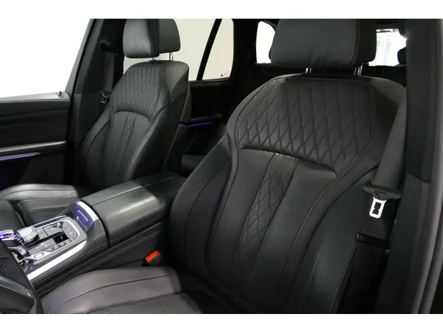 BMW X5 xDrive45e M Sport 2021 Hybride Benzine 7