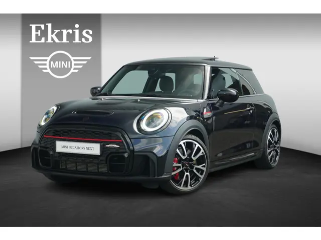 MINI 3-Deurs John Cooper Works Essential 2022 Benzine