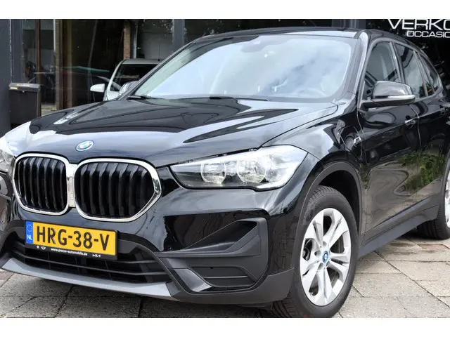 BMW X1 XDrive25e 2021 Hybride Benzine 2