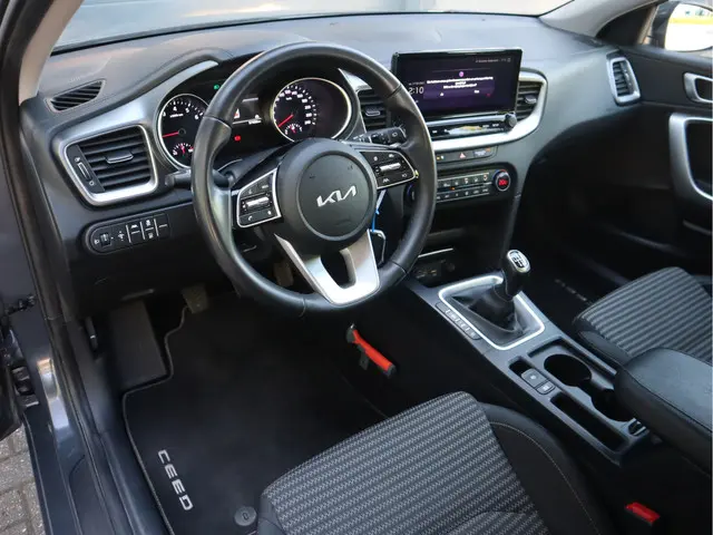 Kia Ceed 1.0 T-GDi 2022 Benzine 22