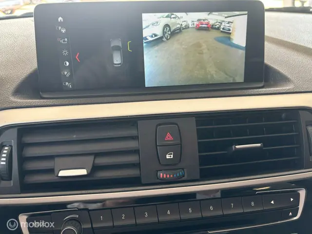 BMW 1 Serie 118i 2019 Benzine 25