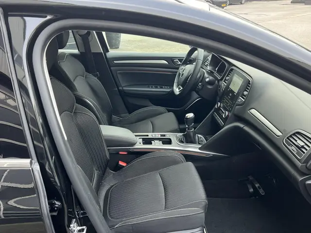 Renault Mégane Estate 1.3 TCe Limited 2019 Benzine 8