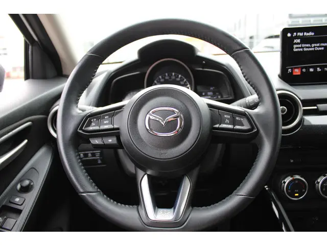 Mazda 2 1.5 Skyactiv-G Comfort 2023 Benzine 19