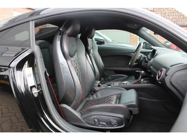 Audi TT 2.5 TFSI TT RS quattro 2016 Benzine 15