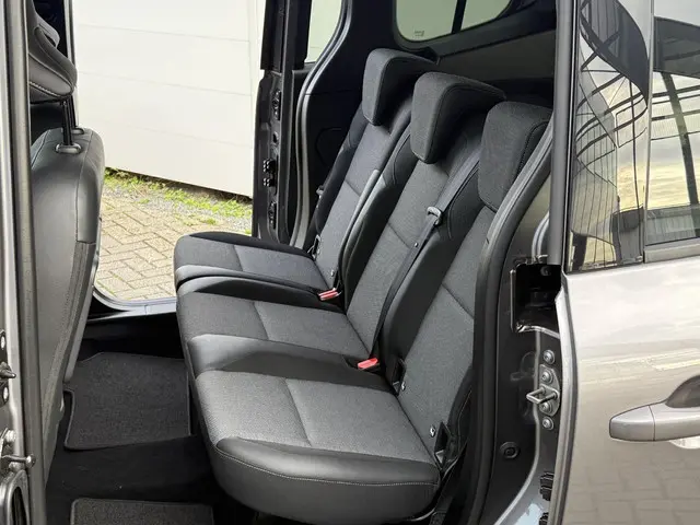 Renault Kangoo 1.3 TCe Techno 2023 Benzine 8