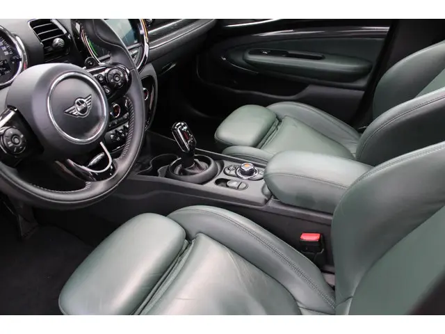 MINI Clubman Clubman Cooper S ALL4 2019 Benzine 16