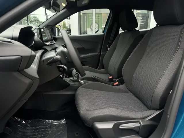 Peugeot 2008 1.2 PureTech 100 Style 2025 Benzine 10
