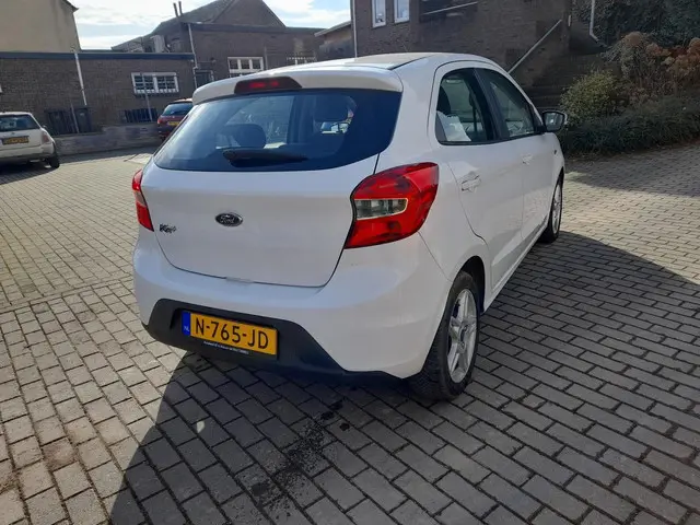 Ford Ka Ka+ 1.2 Trend Ultimate 2017 Benzine 9