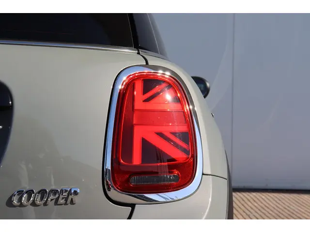 MINI Cooper Mini 1.5 2021 Benzine 8