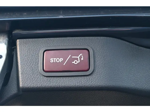 Mercedes-Benz V-Klasse 300d Lang Edition 2024 Diesel 15