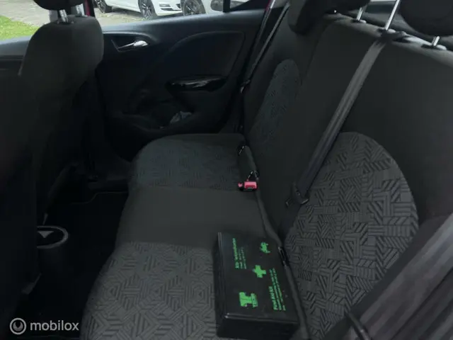 Opel Corsa 1.4 Favourite 2018 Benzine 16