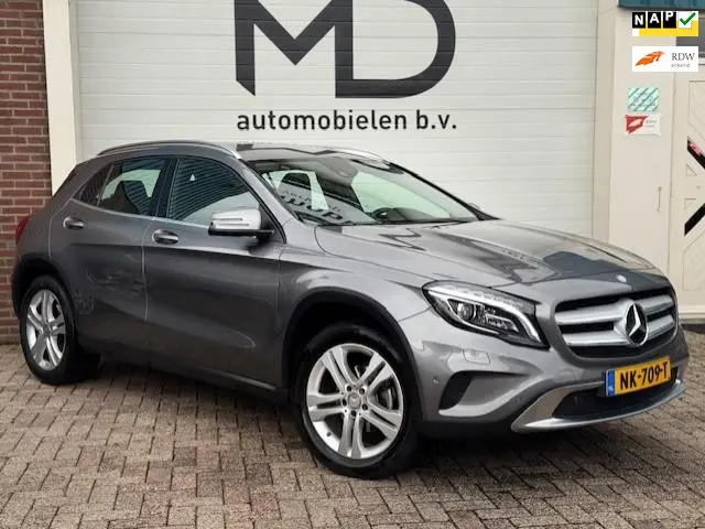Mercedes-Benz GLA 180 Prestige - Automaat - LED 2015 Benzine