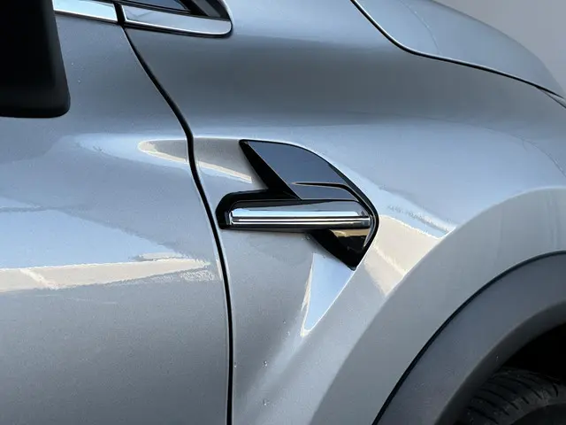 Renault Captur 1.3 TCe 140 Intens 2021 Benzine 32