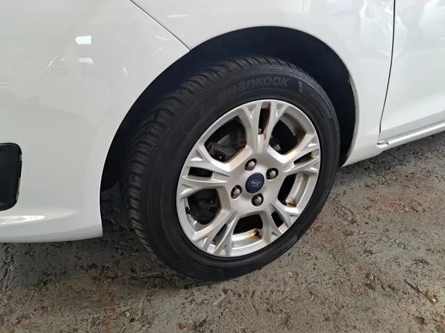 Ford Fiesta 1.0 EcoBoost Titanium 2013 Benzine 9