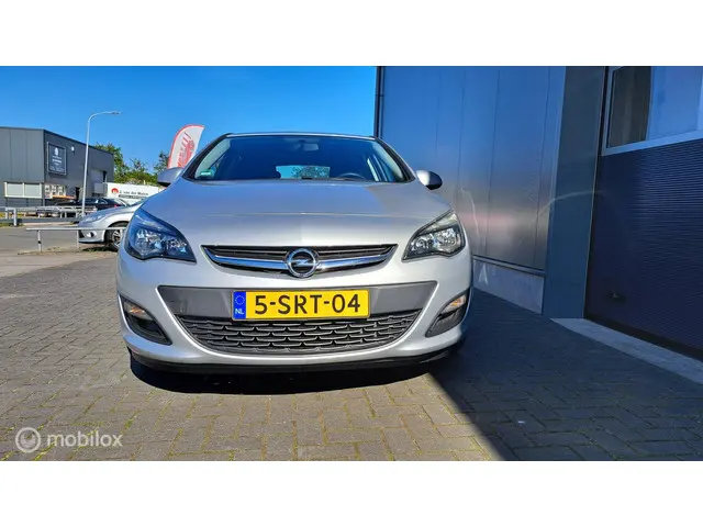 Opel Astra 1.4 Turbo Business + 2013 Benzine 11
