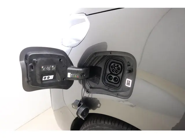 Opel Vivaro E-fixxter xxl 136pk 2022 Elektrisch 30