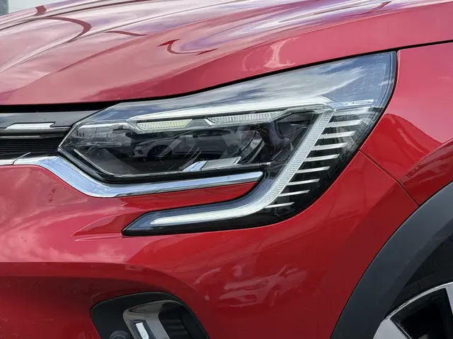 Renault Captur 1.3 160 iconic 2023 Benzine 5