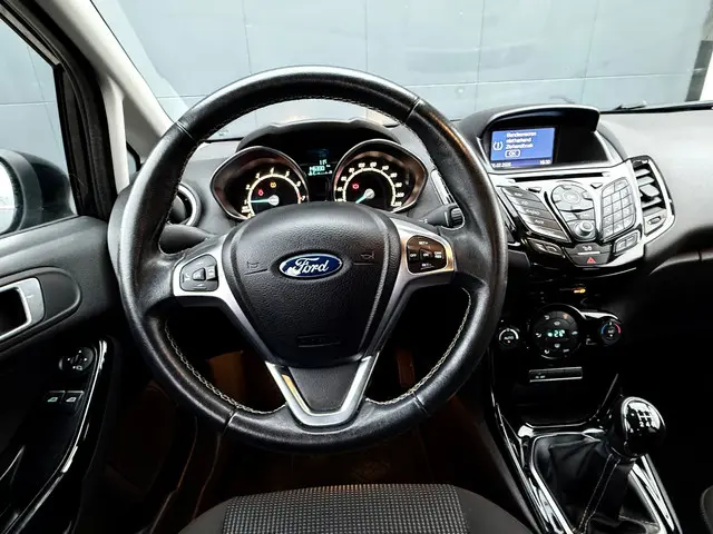 Ford Fiesta 1.0 EcoBoost Titanium 2016 Benzine 20