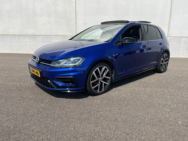 Volkswagen Golf 1.5 TSI Highline Business R 2018 Benzine 10